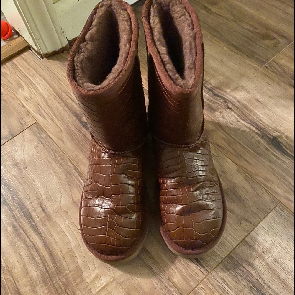 Ugg leather boots